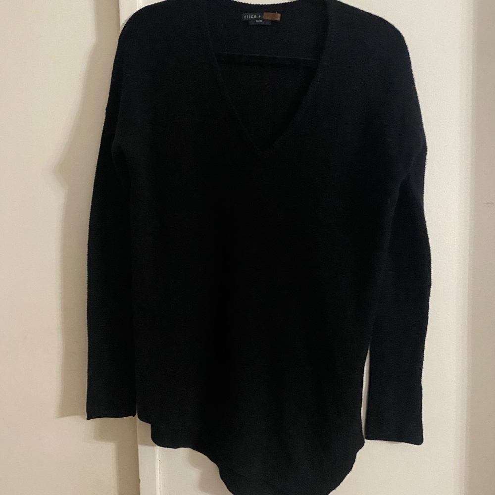 Alice + Olivia Black Asymmetrical V Neck Wool Blend Knit Oversized Sweater XS